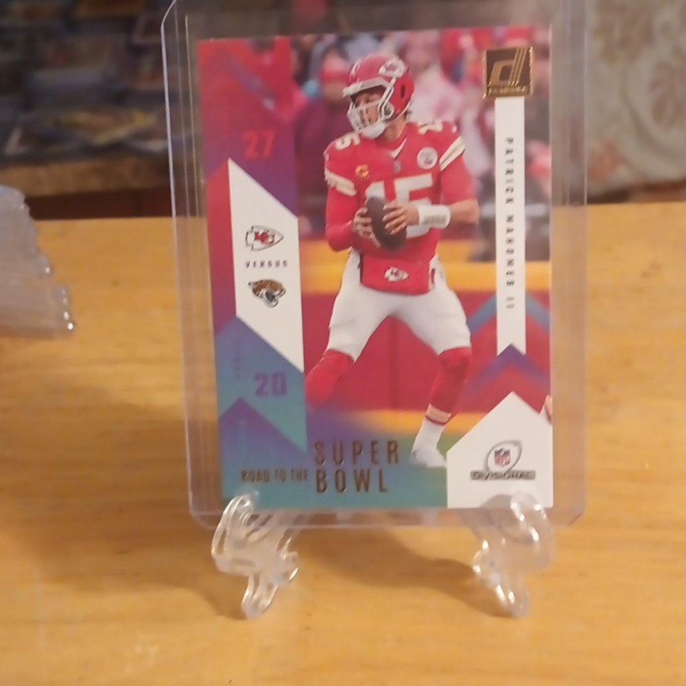 🏈 Patrick Mahomes Kansas City Chiefs, Panini Donruss Football Card No. RTSBD-PM